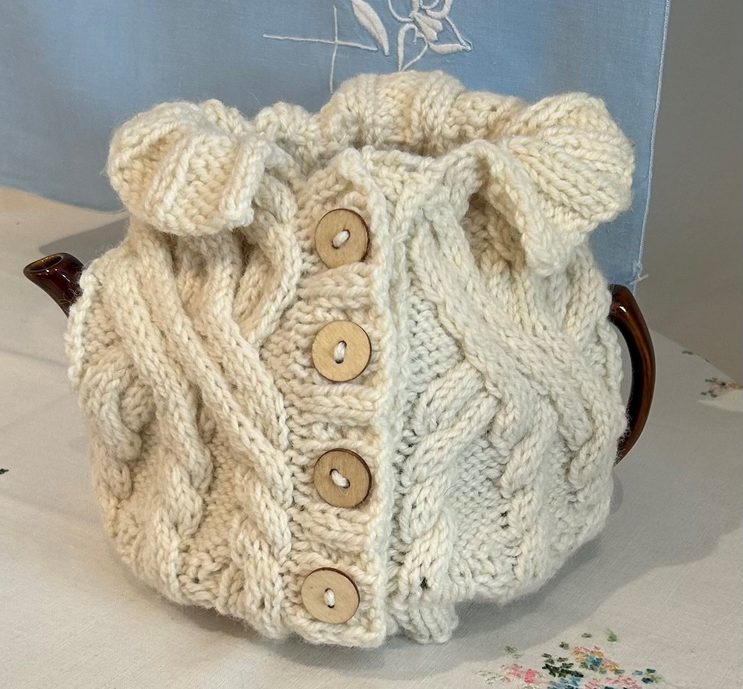Hand Knit Irish Tea Cosy - "Aidan" Cream