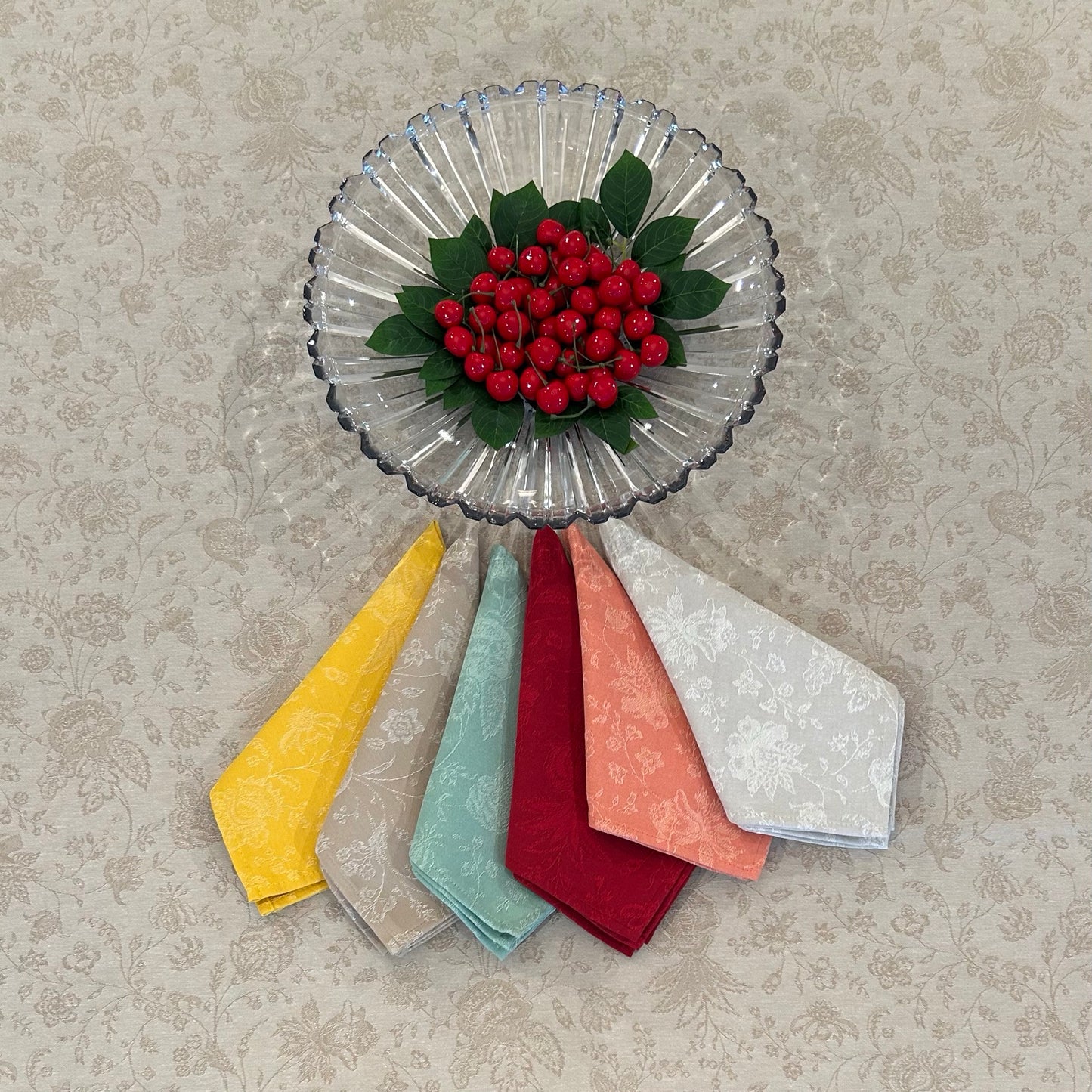 L'Ensoleillade Jacquard Tablecloth "Daya": Buttercup