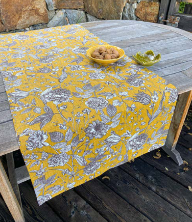 L'Ensoleillade Cotton Table Runner: "Ghislaine"