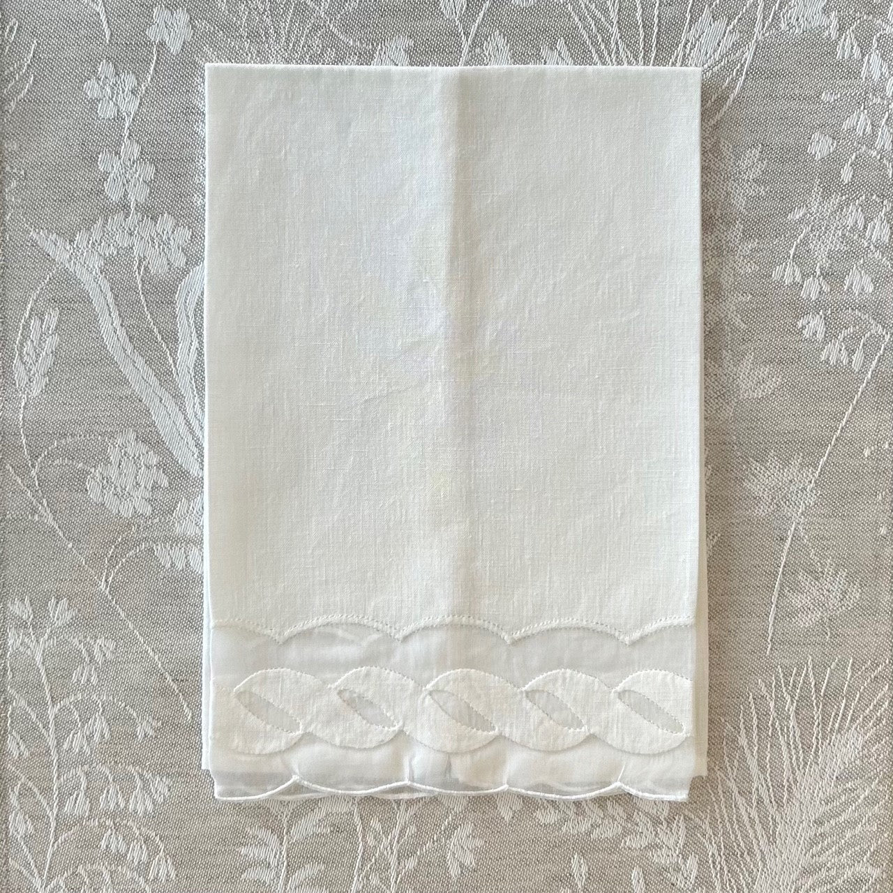 Madeira Embroidered Guest Towels