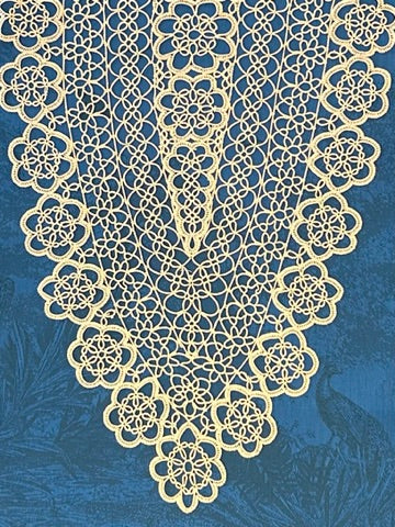 Tatted Cotton Runner - Ecru Pointed Oval