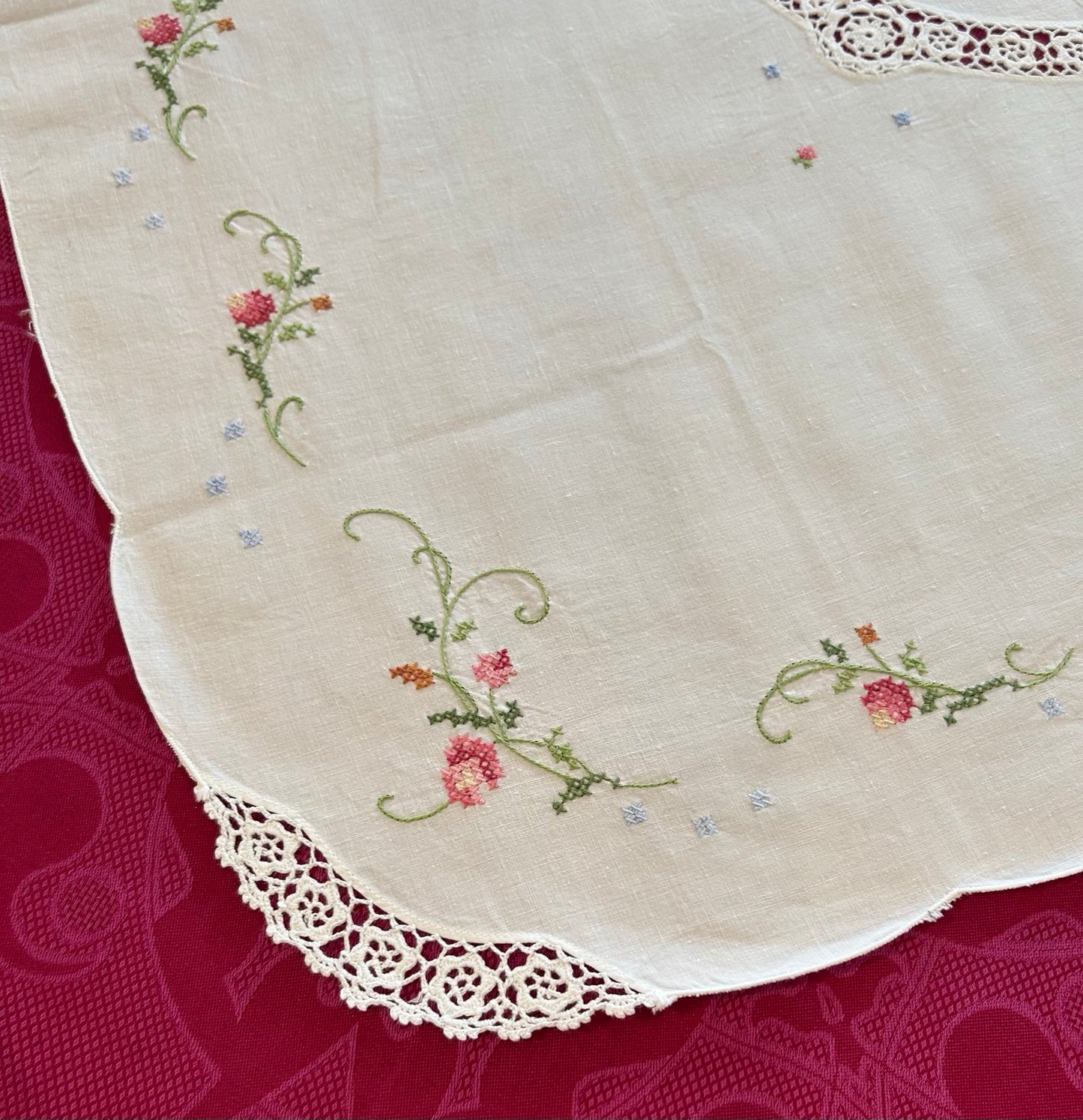 Cotton Cross Stitch Tablecloth - White With Embroidery