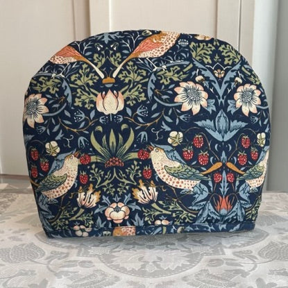 William Morris Tea Cozy "Strawberry Thief" Indigo
