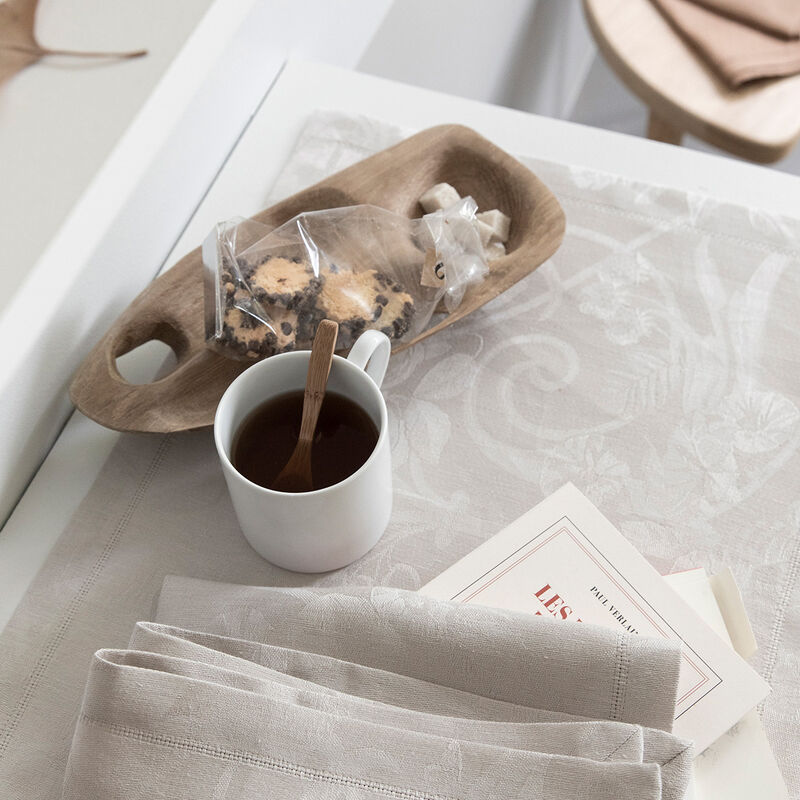 Custom Made French Linen Tablecloths By Le Jacquard Français