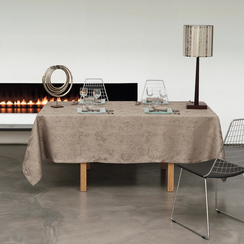 Custom Made French Linen Tablecloths By Le Jacquard Français