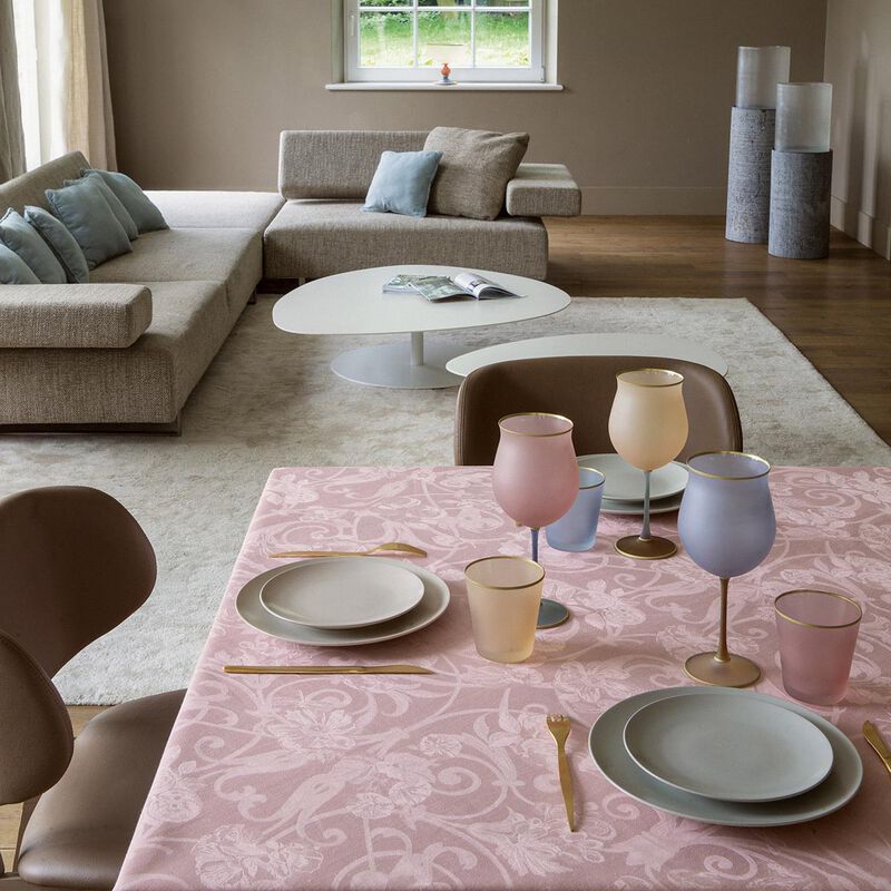 Custom Made French Linen Tablecloths By Le Jacquard Français