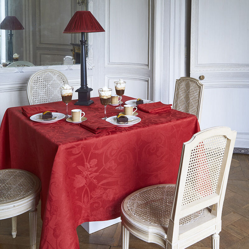 Custom Made French Linen Tablecloths By Le Jacquard Français