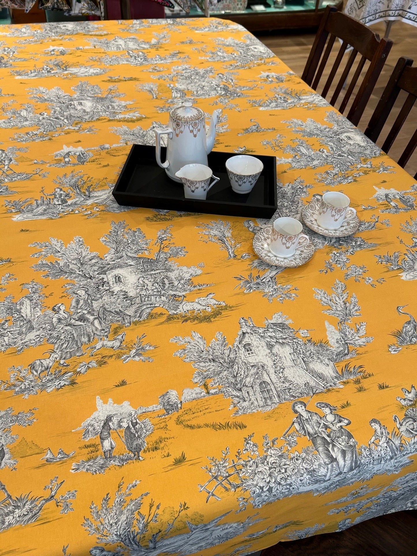 L'Ensoleillade Tablecloth: "Versailles"