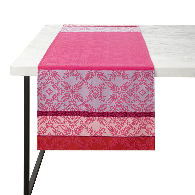 Le Jacquard Francais Table Runner "Mumbai" Fuschia