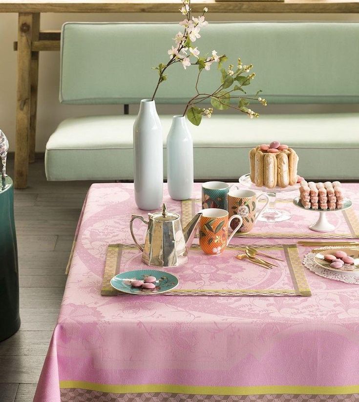 Le Jacquard Francais Placemat "Duchesse" Peony