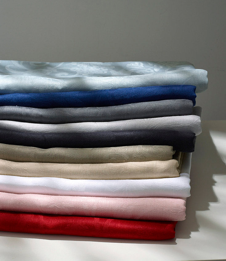 Custom Made French Linen Tablecloths By Le Jacquard Français