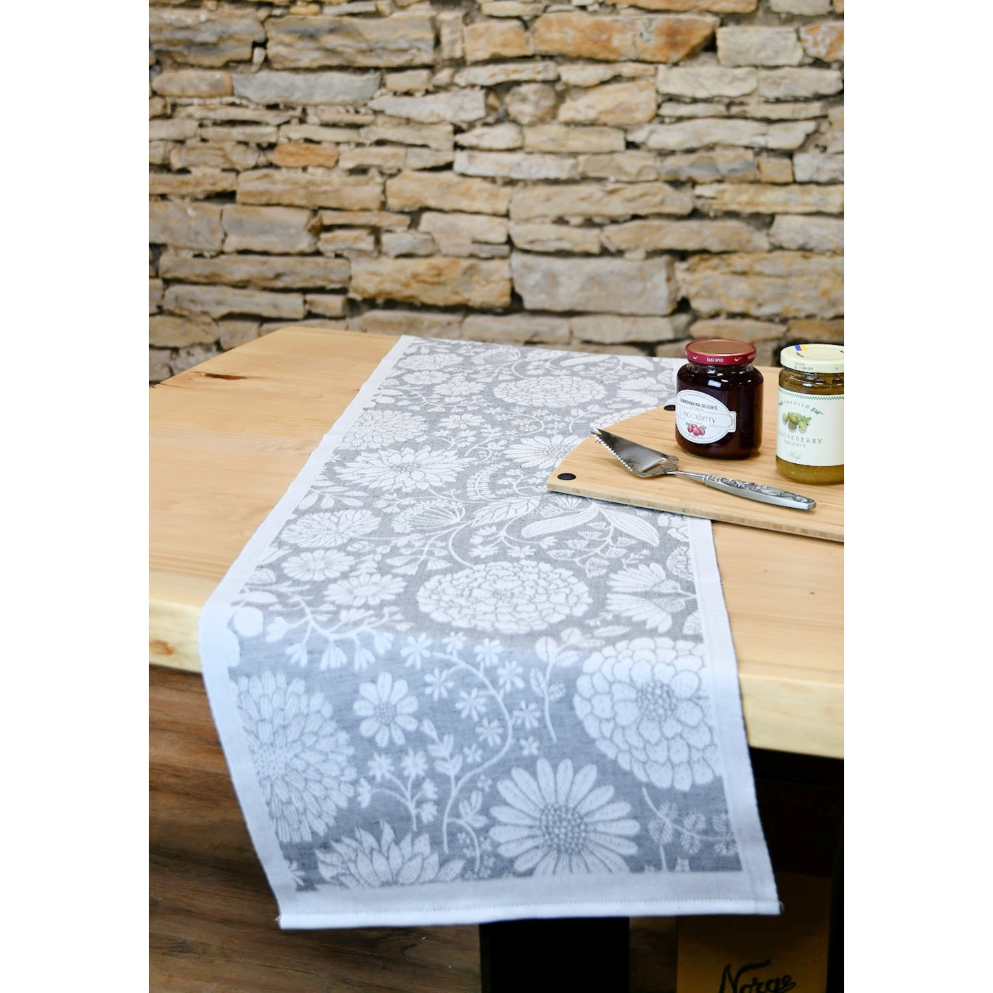 Ekelund Table Runner: "Flowering"