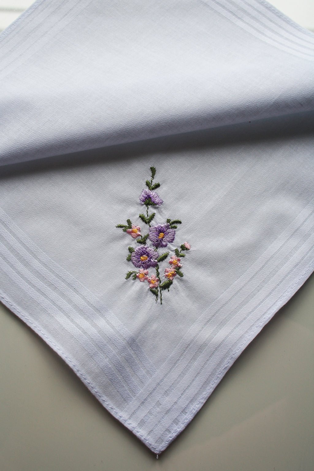 Handkerchief Ladies - Embossed Cotton Anemone
