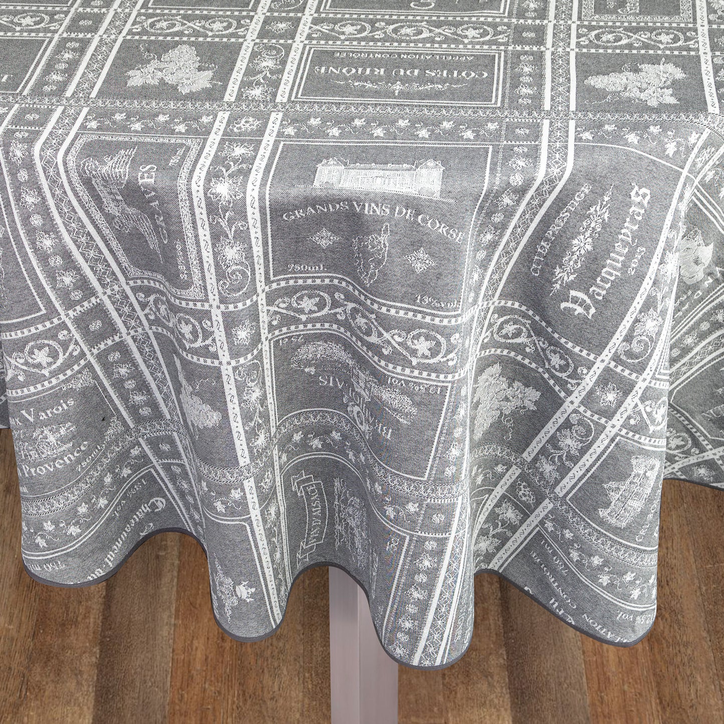 L'Ensoleillade Jacquard Tablecloth: "Bar a Vin"