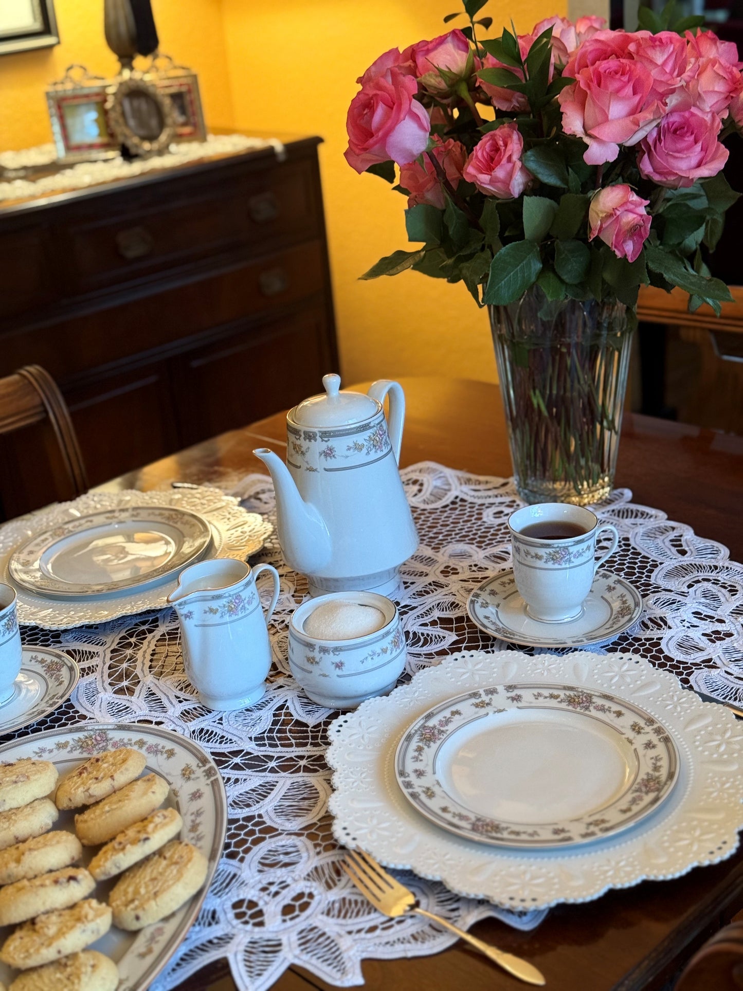 Battenburg Lace Cotton Table Center