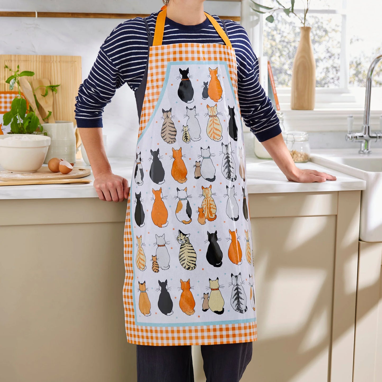 Apron (Cotton) "Cats in Waiting"
