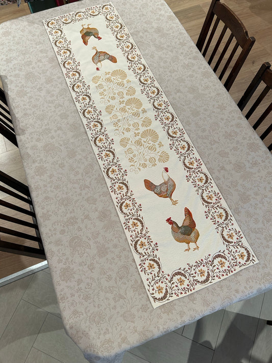 L'Ensoleillade Jacquard Table Runner: "Chanteclerc"