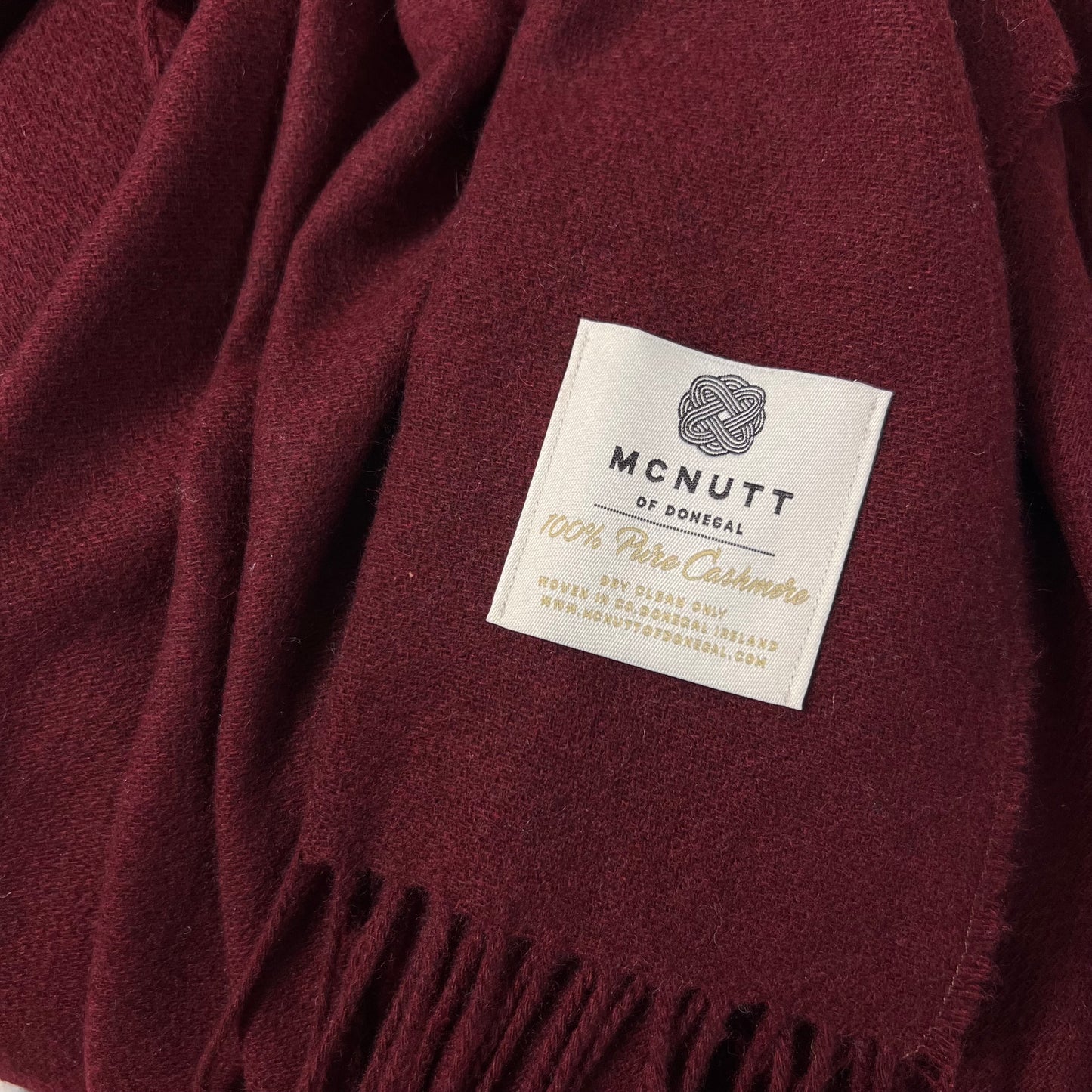 McNutt 100% Cashmere Throw "Claret"