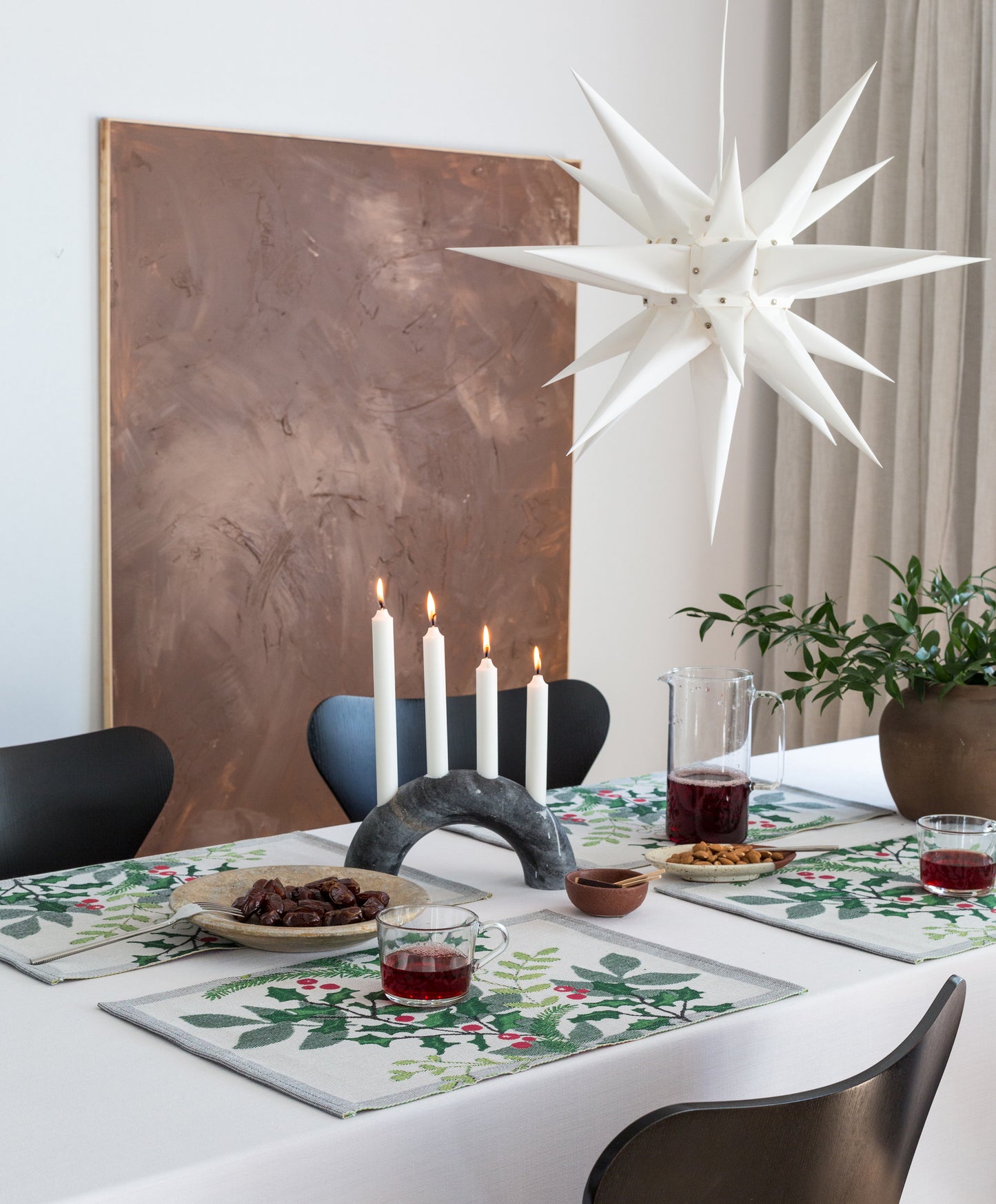 Ekelund Placemat: "Julia"