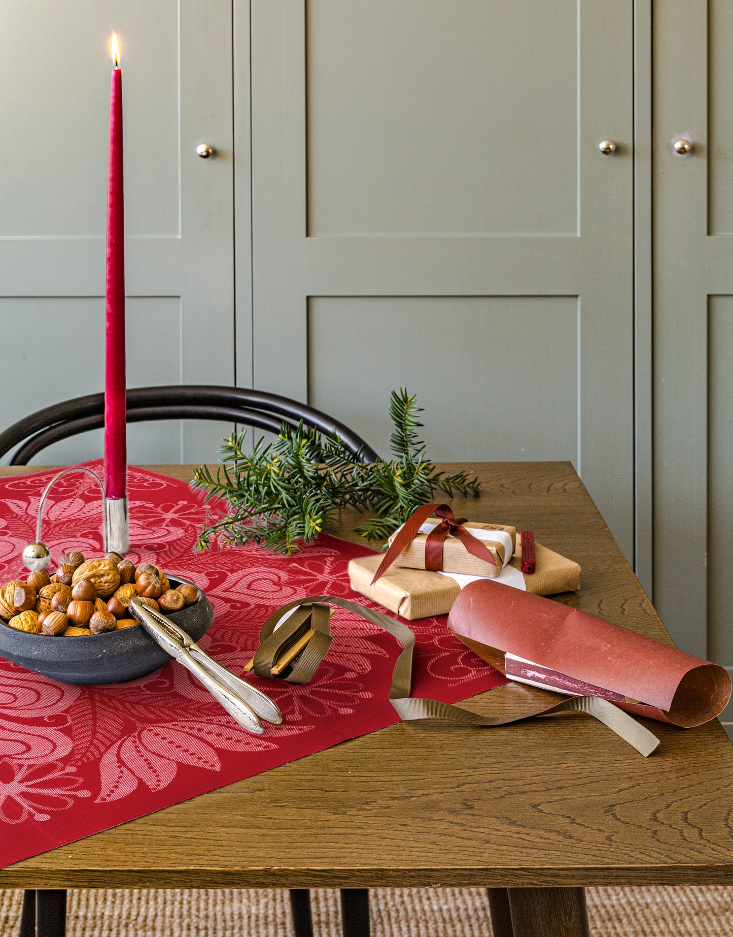 Ekelund Table Centre: "Hjartbo" Red