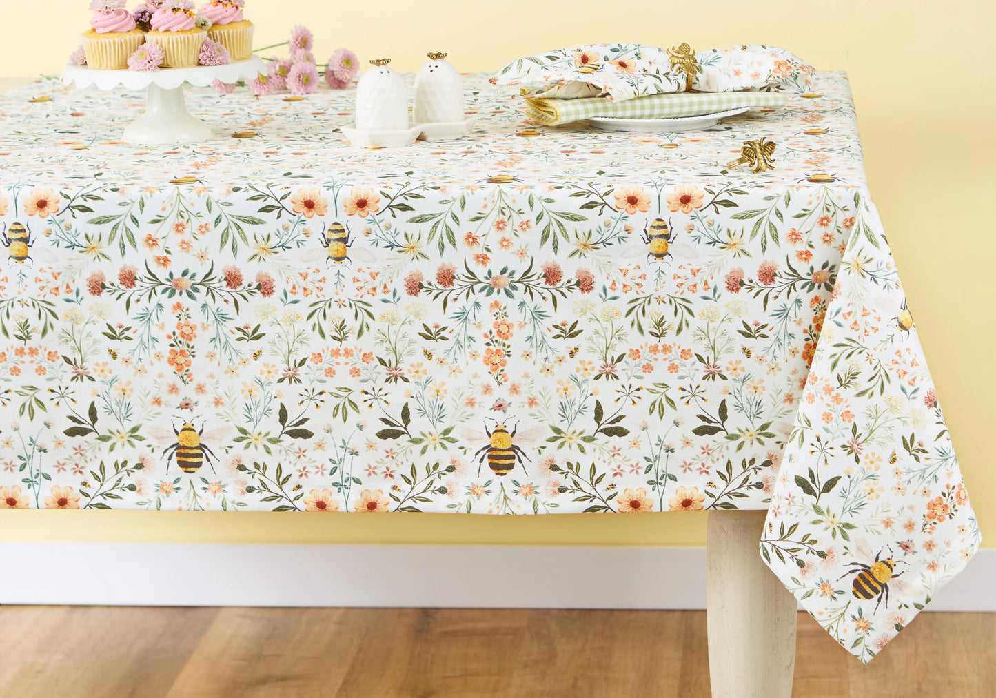 Cotton Tablecloth: "Honey Bee"