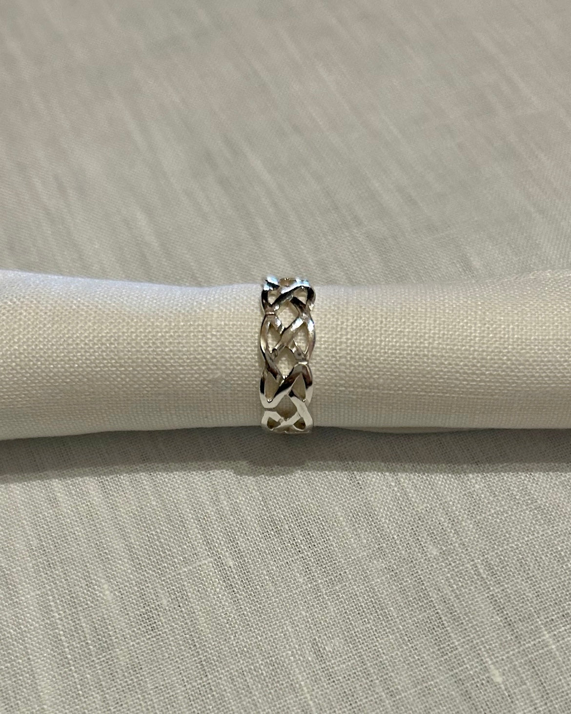 Sterling Silver Celtic Ring: Celtic Knot