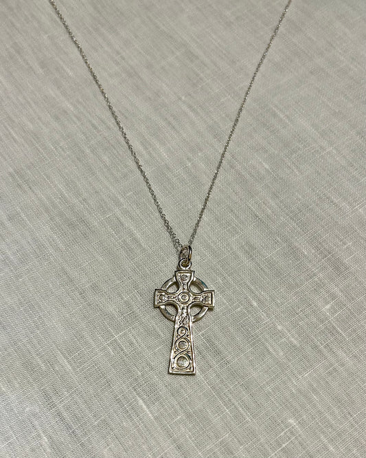 Sterling Silver Celtic Pendant Necklace: Celtic Cross