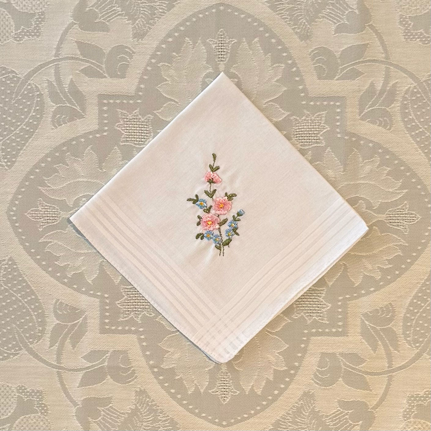 Handkerchief Ladies - Embossed Cotton Anemone