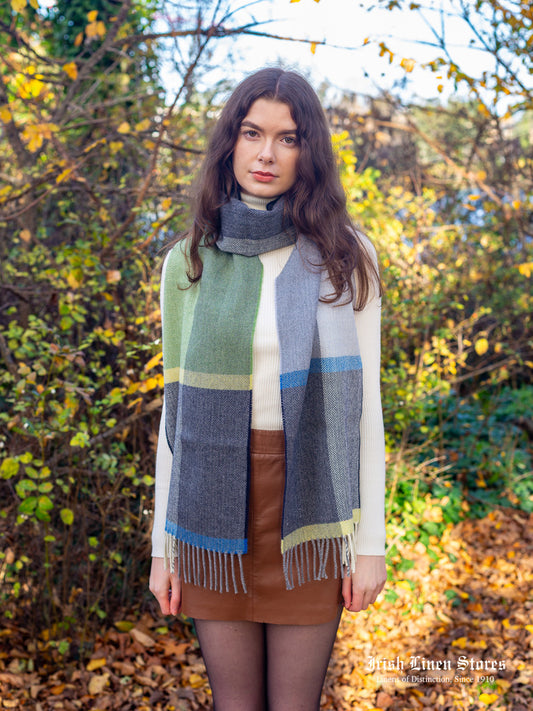 McNutt Lambswool Scarf - Navy & Smoke Check