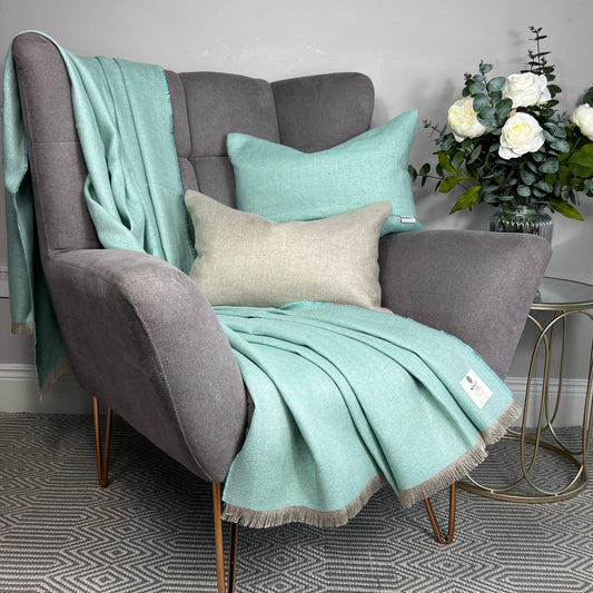 McNutt Linen Throw "Mint"