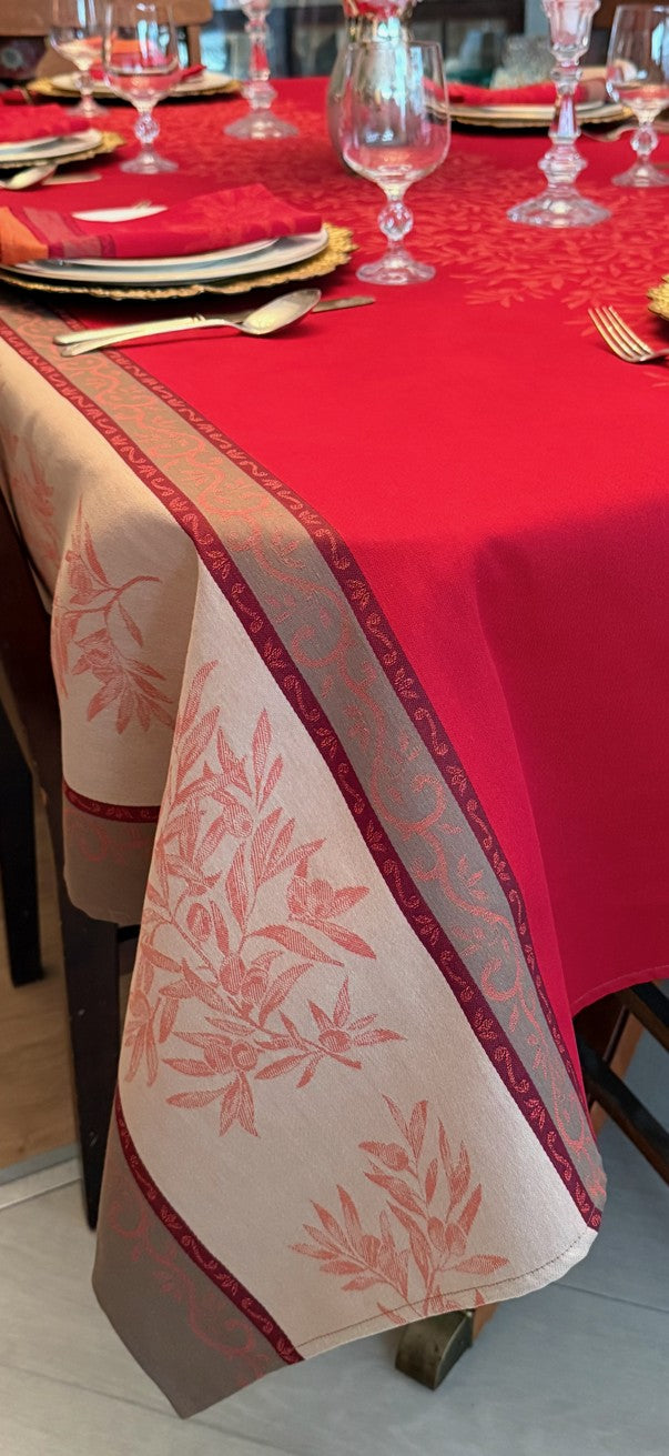 L'Ensoleillade Jacquard Tablecloth: "Olive"