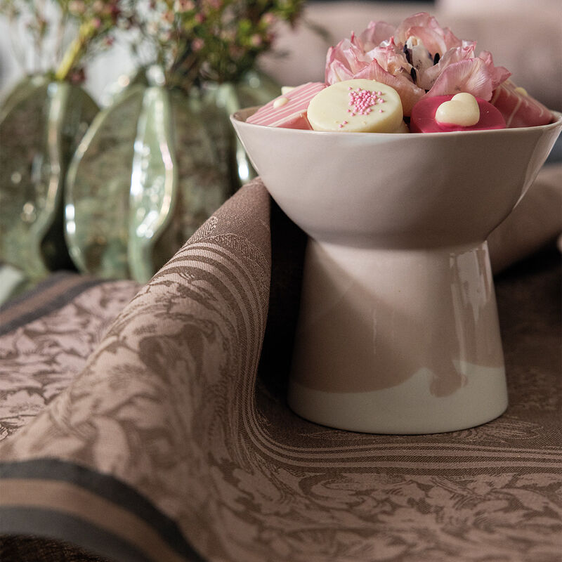 Le Jacquard Francais Tablecloth "Romance" Pink