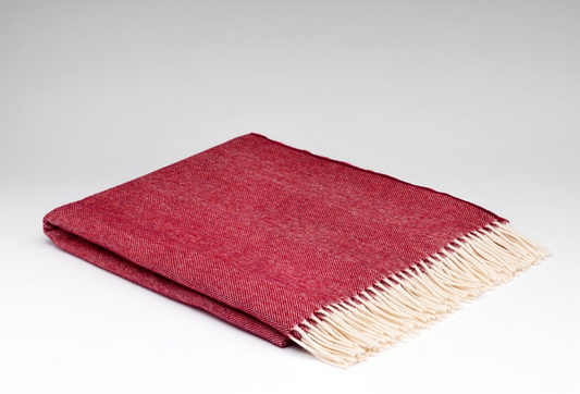 McNutt Supersoft Merino Lambswool Throw "Spotted Cranberry"