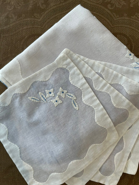 Estate/Vintage Cotton Bridge Set With Appliqué Flowers