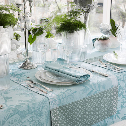 Le Jacquard Francais Table Runner "Jardin d'Eden" Blue