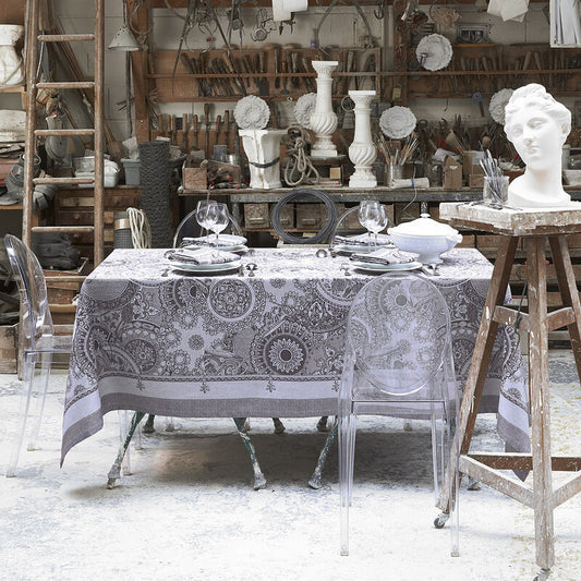 Le Jacquard Francais Tablecloth "Porcelaine" Grey