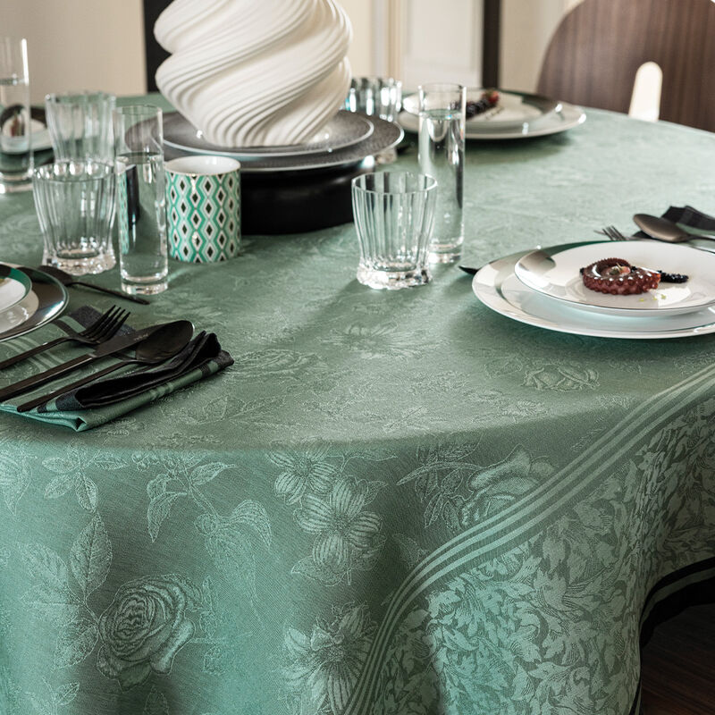 Le Jacquard Francais Tablecloth "Romance" Green