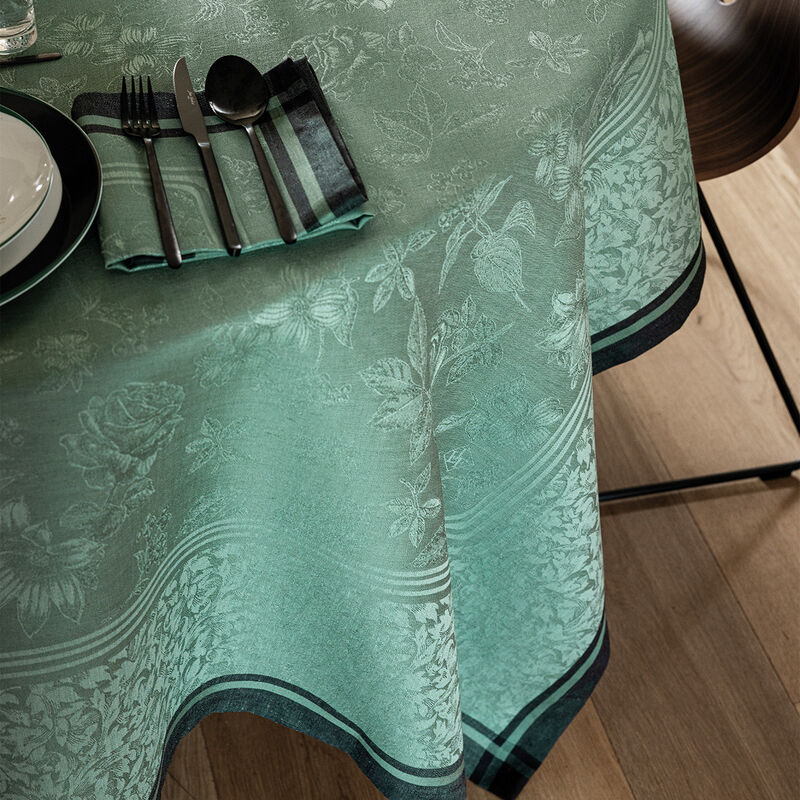 Le Jacquard Francais Tablecloth "Romance" Green