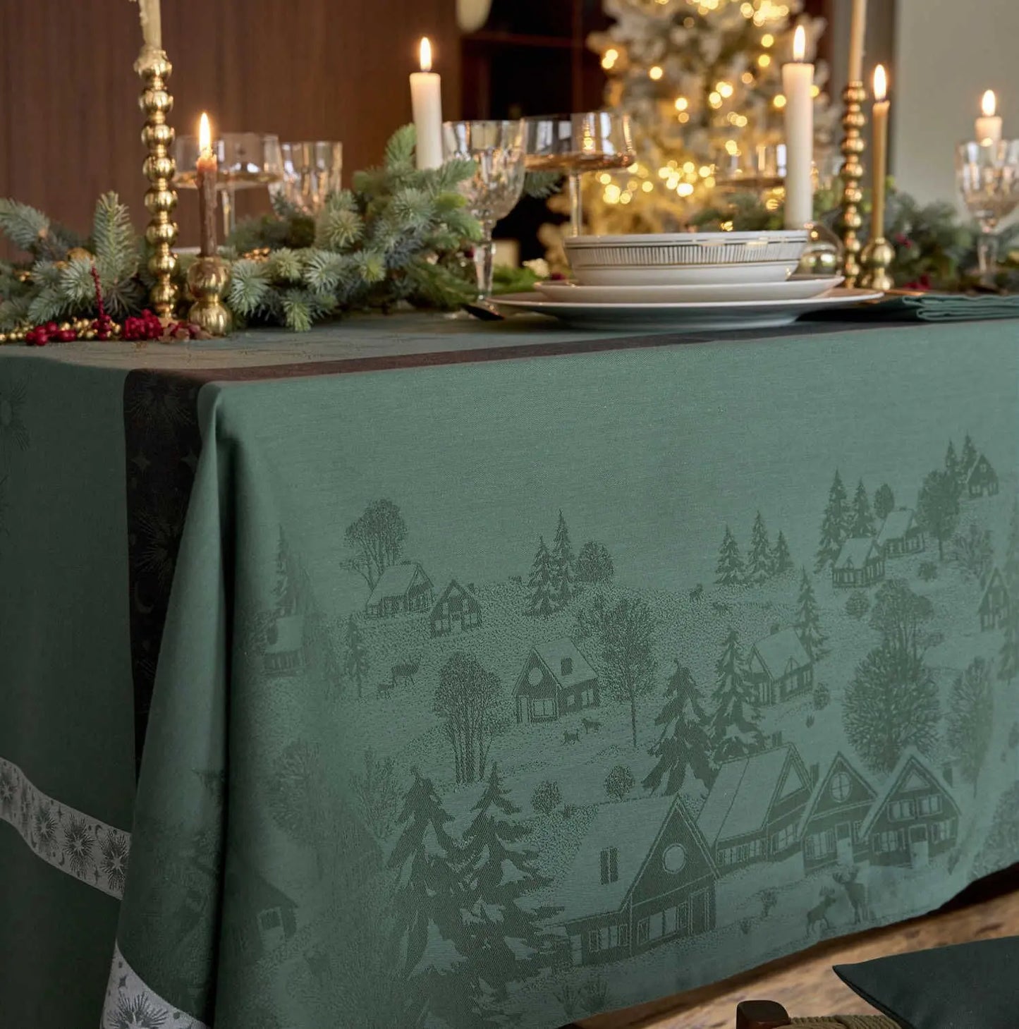 Le Jacquard Français Tablecloth "Sous Les Etoiles" Green