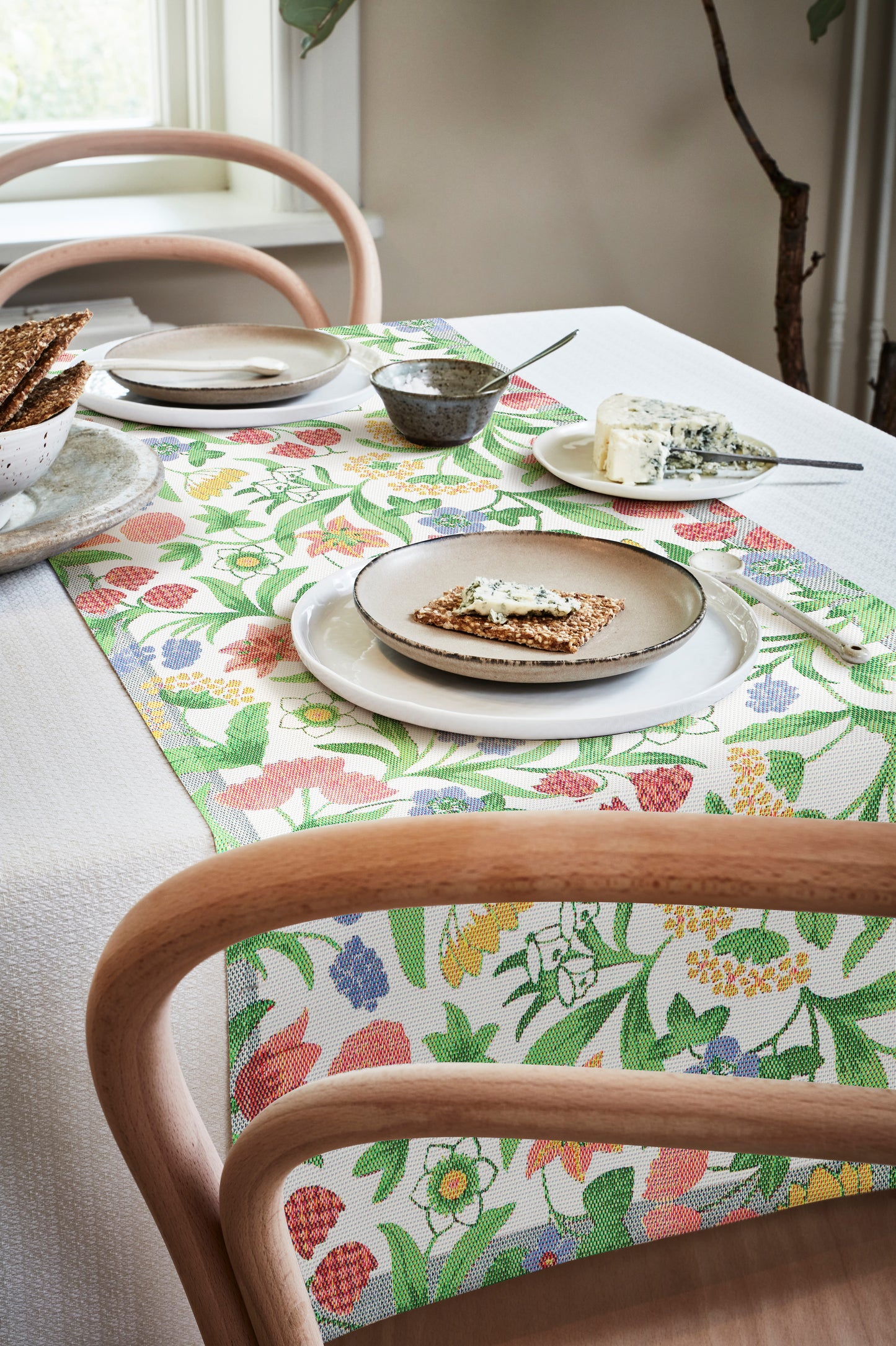 Ekelund Table Runner: "Springtime"