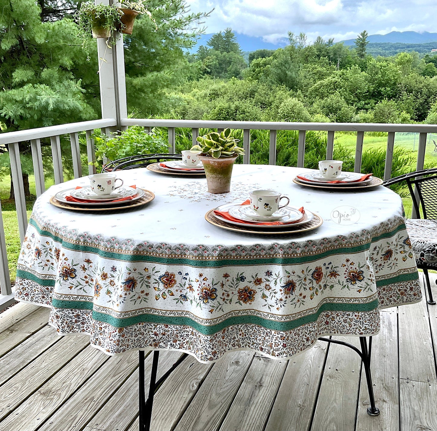 L'Ensoleillade Tablecloth: "Beaucaire" Green